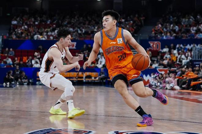 上海男篮这板凳深度，相当可以！