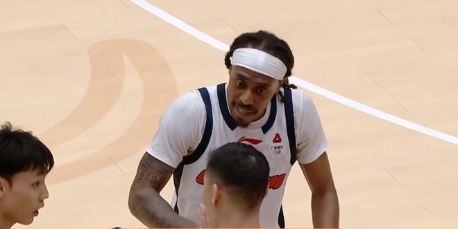 破案！杜锋宁愿牺牲家政也要重用麦考尔原因找到，粤迷说出大实话