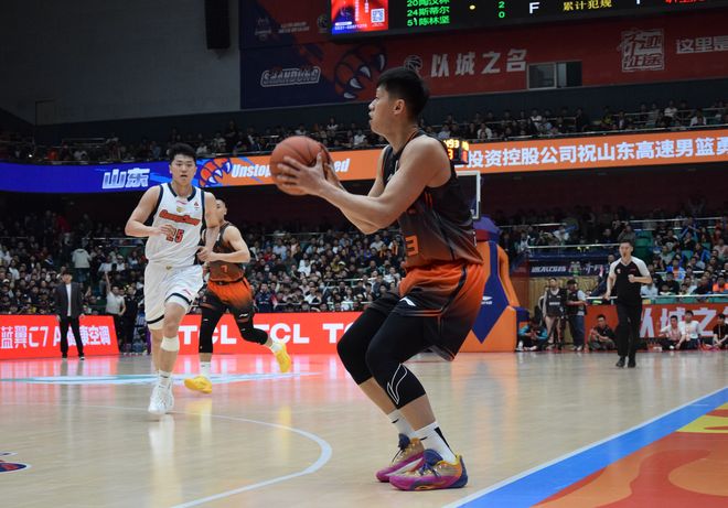 知耻而后勇！山东男篮99：86击败广东，重返联盟前四