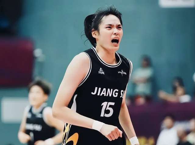 用数据说话！26岁内线崛起，宫鲁鸣可考虑召入她，或扮演女篮奇兵