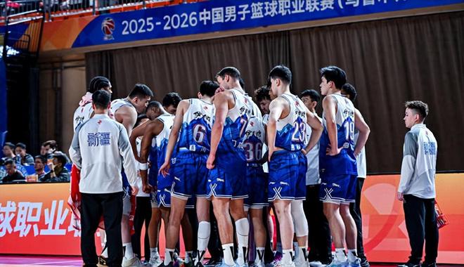 四连败！CBA豪门彻底无缘季后赛，重金引进的球员个个受伤