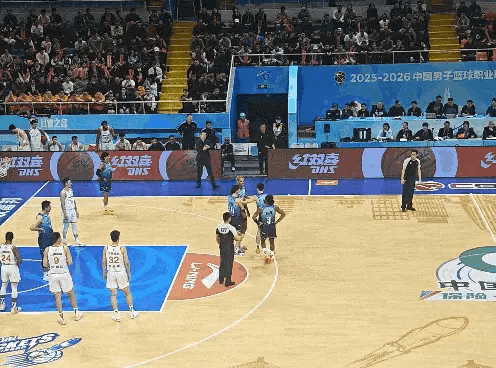 CBA宁波外援贝兹利比赛中与队友发生冲突，赛后直接被开除