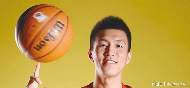 被骗千万传闻真相大白仅1天，郭艾伦又出大动作，牵连周深太意外