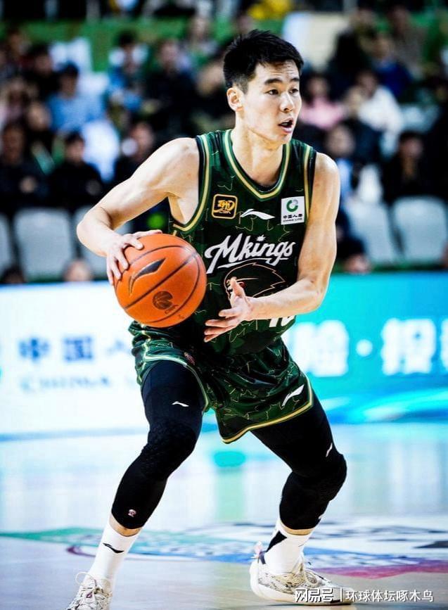 郭昊文20分8板9助 同曦男篮101-92北控 雷吉-佩里31分