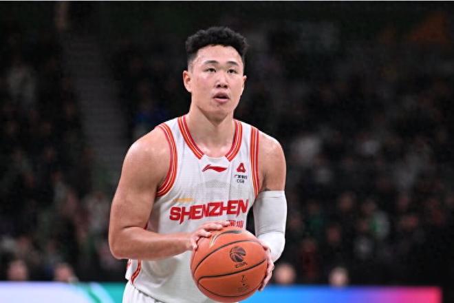 随着深圳11连胜，浙江6连胜，CBA最新排名出炉，第三名又易主了