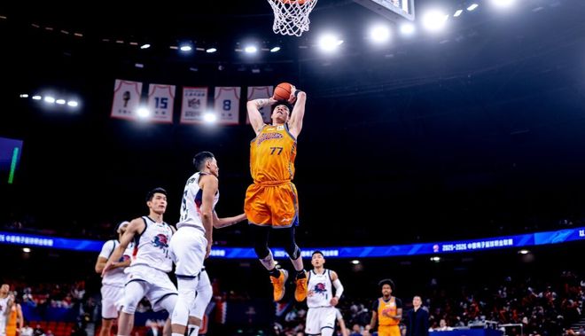 把贝兹利工作打没了？张镇麟：跟我没关系 本来他就要被裁掉