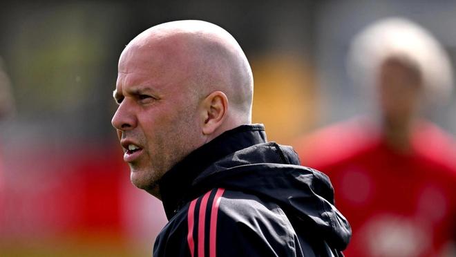 斯洛特：富勒姆会给我们制造巨大麻烦，现在不去想欧冠次回合