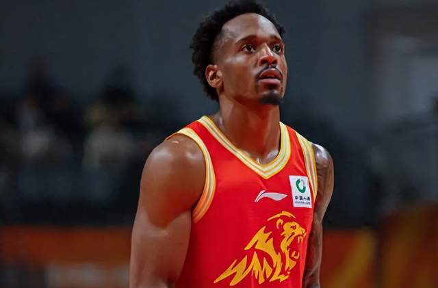 广厦迎来2大利好！MVP时隔67天复出，王博为冲冠有望签前NBA中锋