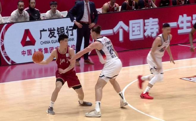 山东高速男篮不敌浙江稠州 邱彪：关键球处理有待提高