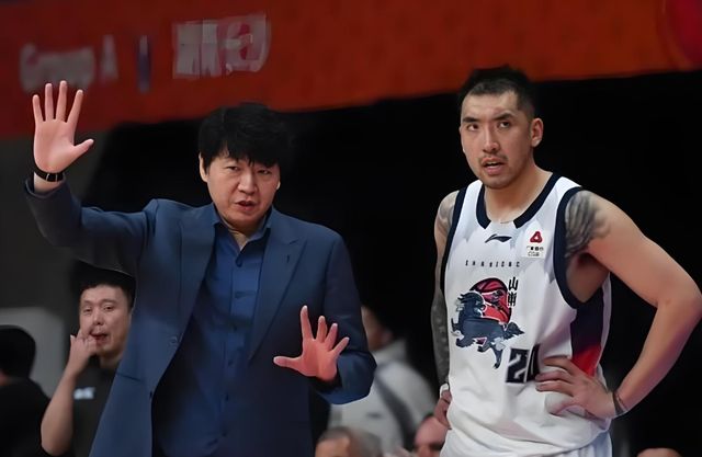 一场惨败的背后：邱彪和山东男篮放过彼此吧，陶汉林一语中的