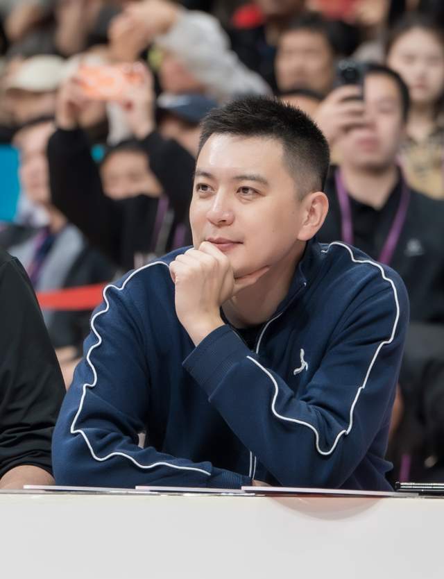 真不讲情面！杨鸣点评北京男篮，直言仍未展现冠军相，高看上海队