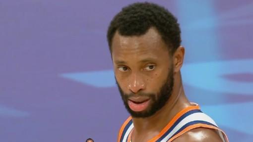 上海提前四轮锁定常规赛冠军，上一次是2001-02赛季&最终夺冠