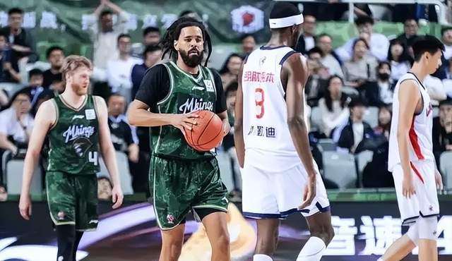 这就走了？说唱歌手仅打1场，5中0后告别CBA，官宣决定，解说怒怼