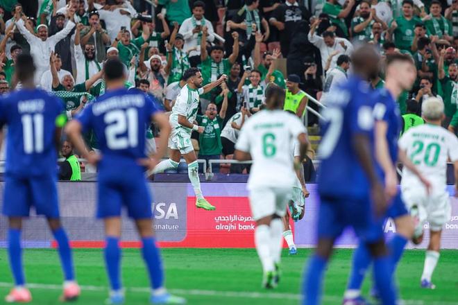 1-0！卫冕冠军进亚冠8强 117分钟绝杀 马宁加时争议判点+狂掏8黄