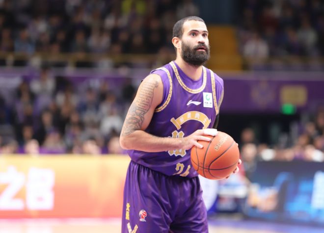 末节轰下34-17！北控灭山西终结4连败 豪斯25分沈梓捷两双