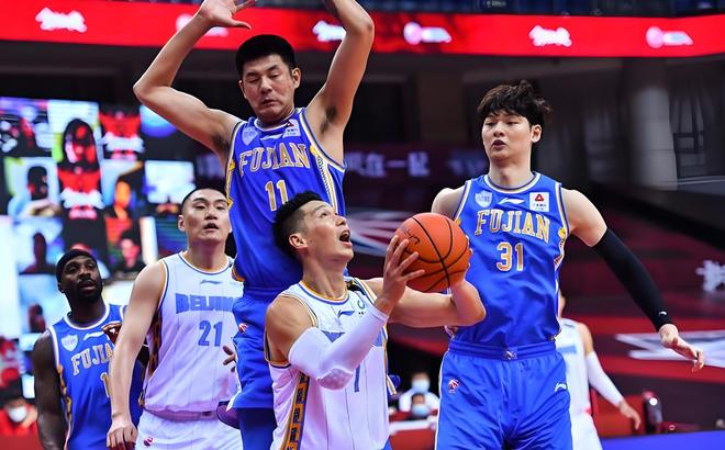 调整！4月14日晚间央视直播CBA有变，广东、北京首钢争夺联盟前4