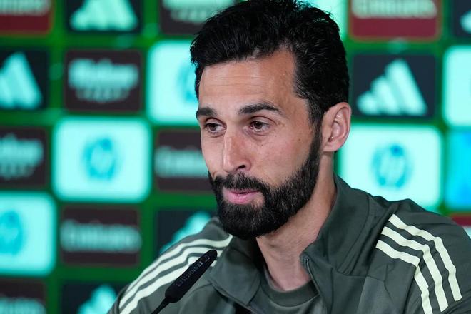 皇马主帅放话：周三必拿下拜仁，9分差距逼出欧冠豪赌