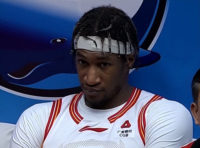 拒绝爆冷！深圳豪取13连胜重回第三，四川38连败继续创造纪录