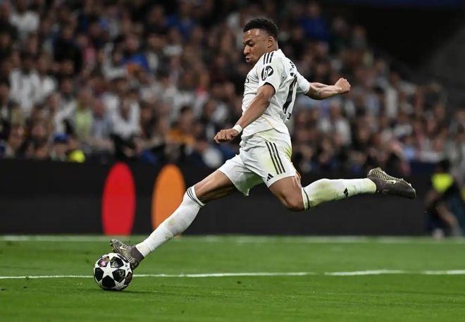 欧冠|北京时间16日凌晨将决出四强，拜仁与阿森纳能否笑到最后