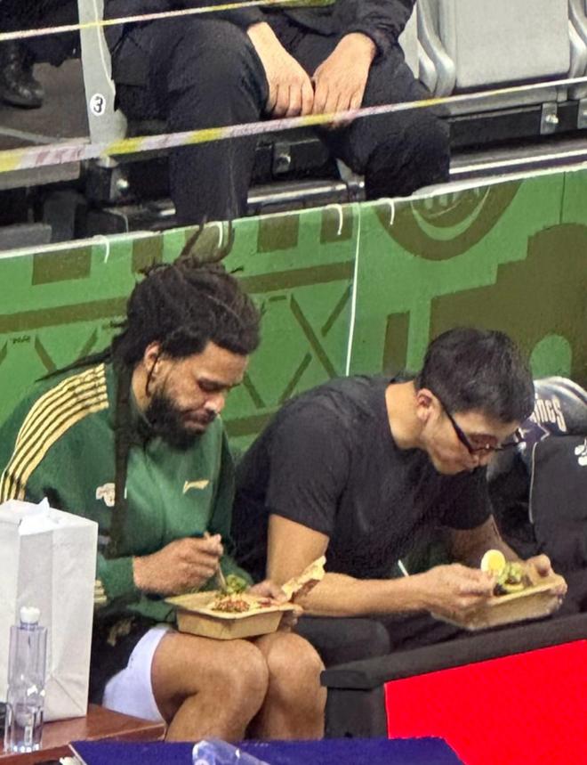 突发！J.COLE宣布离开中国！