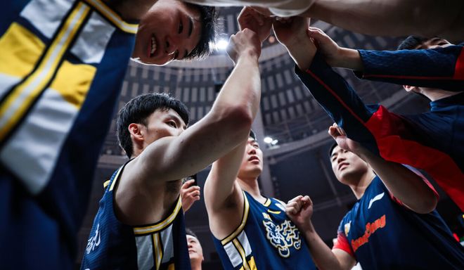 焦泊乔确定回归！徐杰正式摊牌，广东传3利好，冲击前3更有把握了