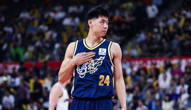 杜锋不会用？崔永熙死亡封盖力保胜利 用他打四号位就是浪费天赋