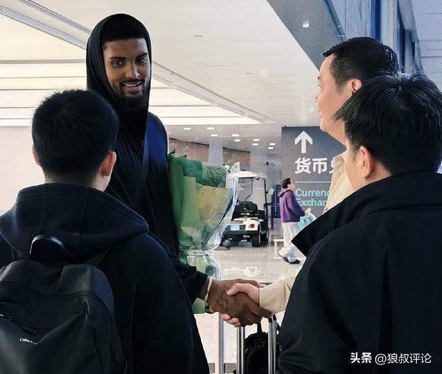 CBA最后一轮“军备竞赛”倒计时：卫冕冠军新大外援正式到位