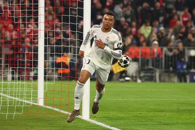 27岁116天超越梅西，姆巴佩是欧冠打入70球最年轻的球员