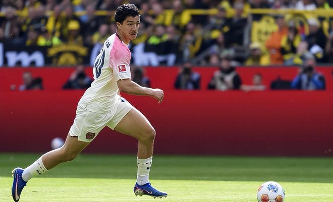 20岁中场新星闪耀德甲 一年身价暴涨近4倍 曼城砸4000万欧买他