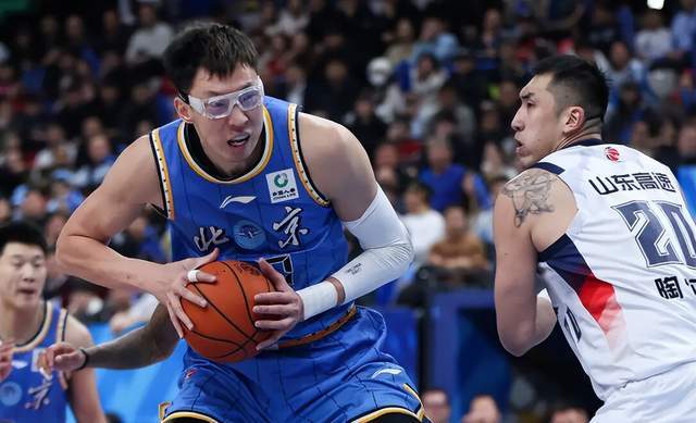 上海21连胜高居榜首，黑马第3，广东又掉出前4，山东第8，辽宁第9