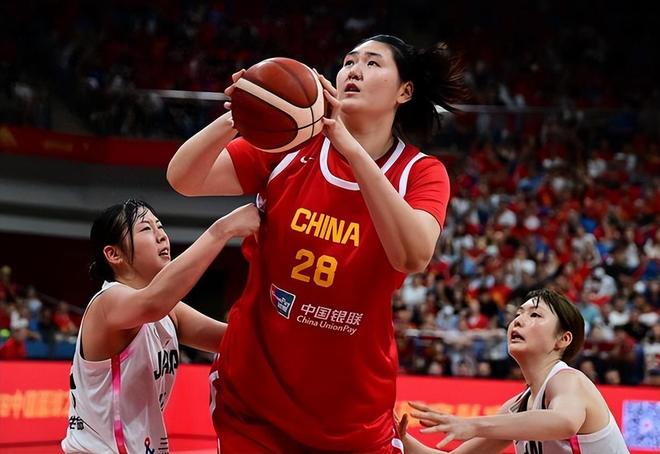 宫鲁鸣遭打脸！女篮首批集训仅张子宇训练 数人留洋这局怎么破？