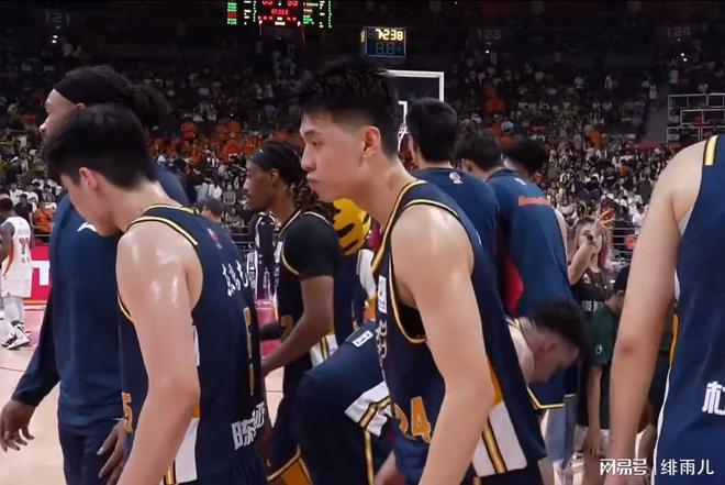 太适合广东队！CBA暴力内线惨遭弃用，或被朱芳雨重金挖走？