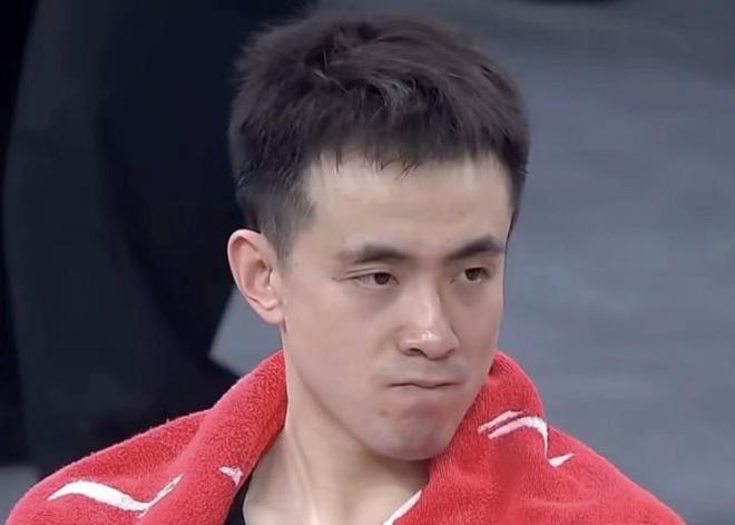 毫无还手之力！客场惨败上海34分，赵继伟社媒发文：呵呵