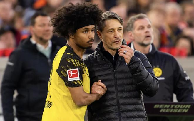 学施洛特贝克？图片报：阿德耶米要求在续约合同中加解约条款