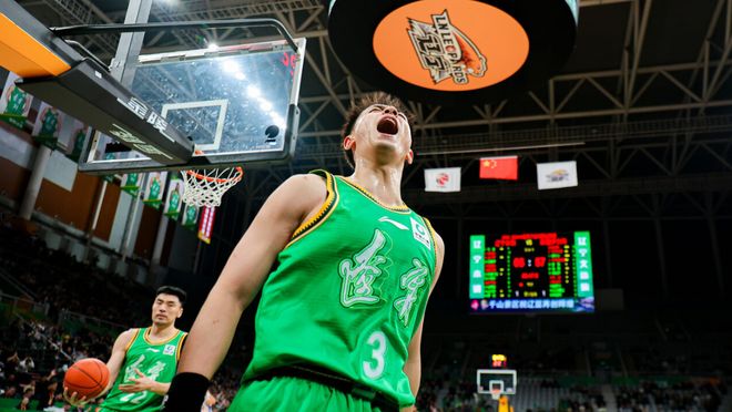 羡慕张镇麟？赵继伟负上海后言论惹争议 这次他铁心要离开辽篮吗