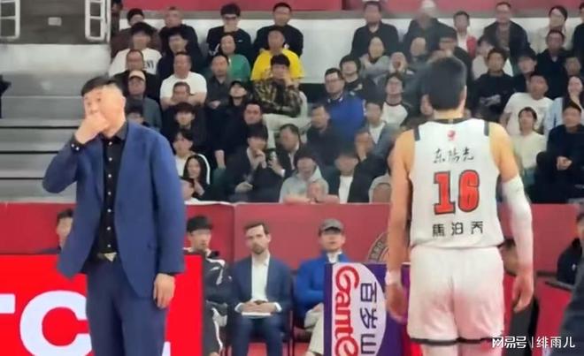 退出广东队？男篮国手内线彻底摆烂，曾是杜锋点名要的人！