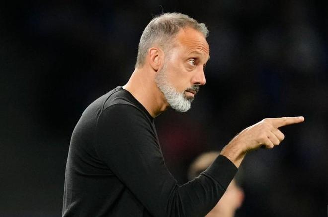 马塔拉佐：个子高给我带来麻烦，我一抬手裁判就觉得我威胁他