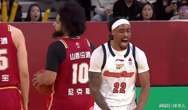 狂逼杜锋下课？广东队更衣室疑似发生内讧，换帅进入倒计时！