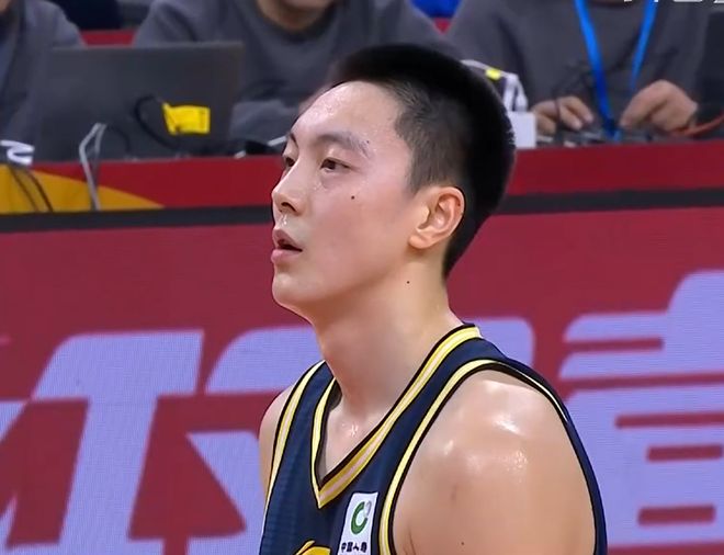 不是萨林杰，不是胡明轩！广东队输山西，有1人要负责