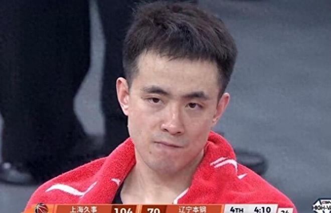 辽篮被传更衣室闹翻，赵继伟深夜连发2文撕破脸，弗格打脸管理层