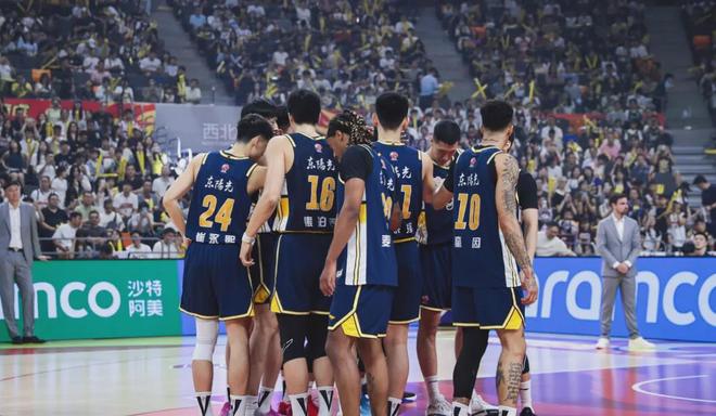 收官战！广东大外援首秀！杜锋再收一好四坏消息！季后赛分组更新