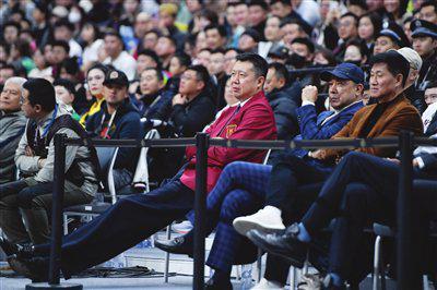 王治郅入选国际篮联名人堂