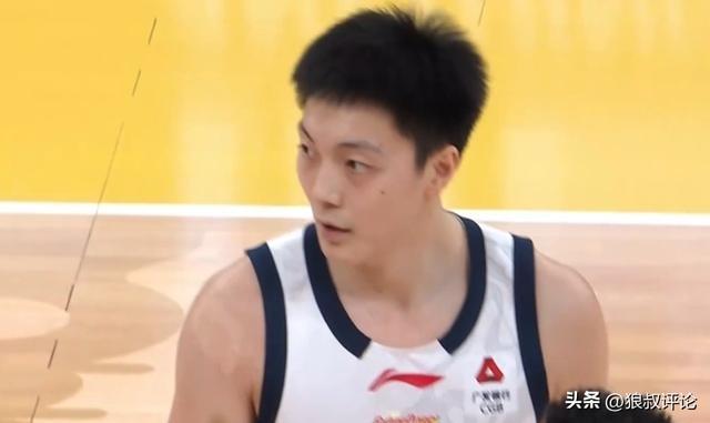 三连冠后最低迷一季！胡明轩近6战5场得分5分内 三分命中率仅31.9%