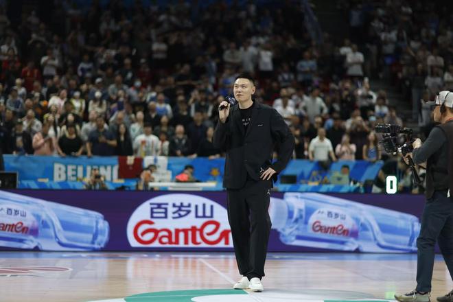 北京男篮队史“三分王”退役，朱彦西挥手告别