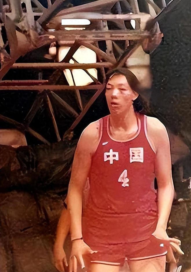原来她早已去世，身高2米08，多次为国夺冠，24岁就退役终生未婚