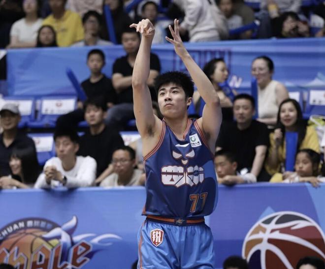 常规赛未尝一胜，四川社媒致歉：知耻而后勇，负重再前行