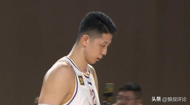 北控无缘季后赛难掩顶薪内线落寞！场均5.4分接近CBA生涯新低