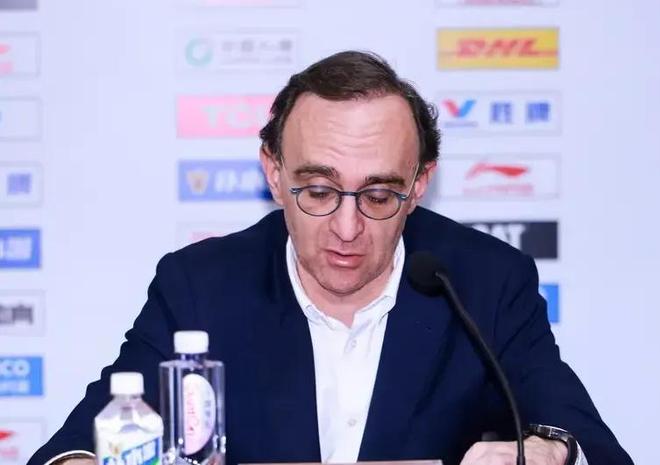 胜江苏发布会！乌戈直指二阵改变局势，赵继伟寄语季后赛回馈球迷