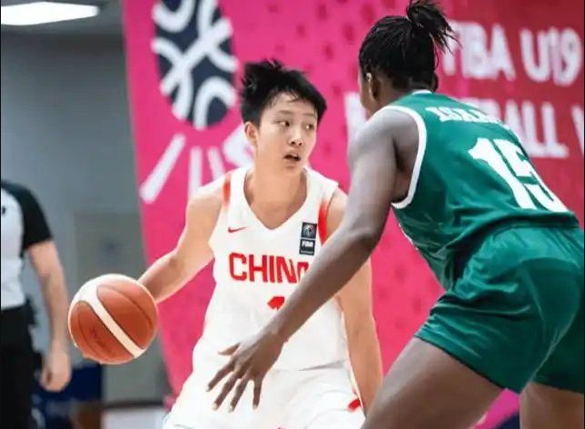 入选中国女篮集训队！邓雨婷自宣第二次转校 加盟俄克拉荷马州立