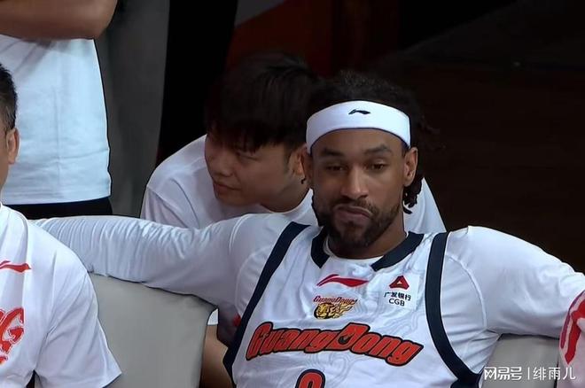 坑惨广东队！萨林杰被曝已经签约新东家，杜锋惨遭重大打击！